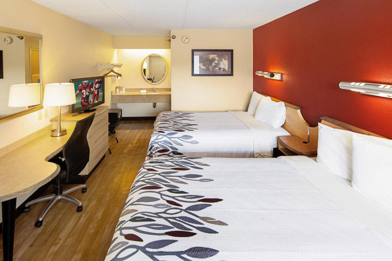 Red Roof Inn Fairmont Luaran gambar