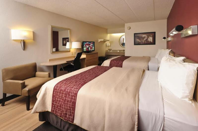 Red Roof Inn Fairmont Luaran gambar
