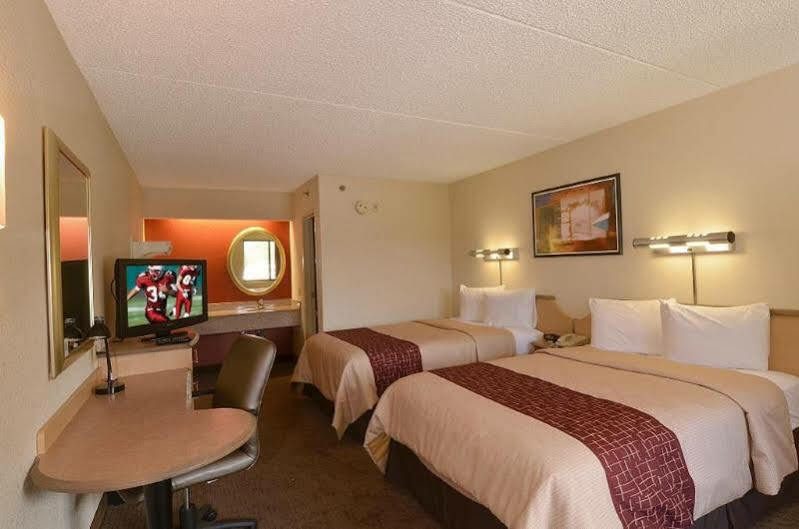 Red Roof Inn Fairmont Luaran gambar